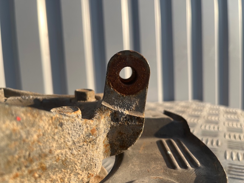 Кулак поворотный, 3000 рублей, Пешки