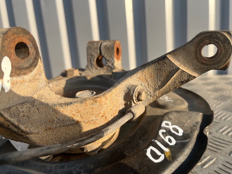 Кулак поворотный, 3000 рублей, Пешки