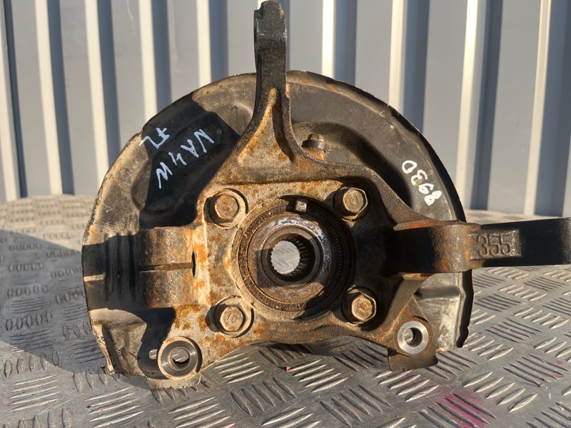 Кулак поворотный, 3000 рублей, Пешки