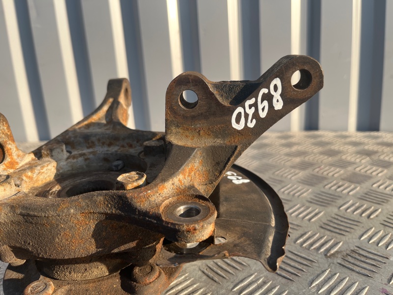 Кулак поворотный, 3000 рублей, Пешки