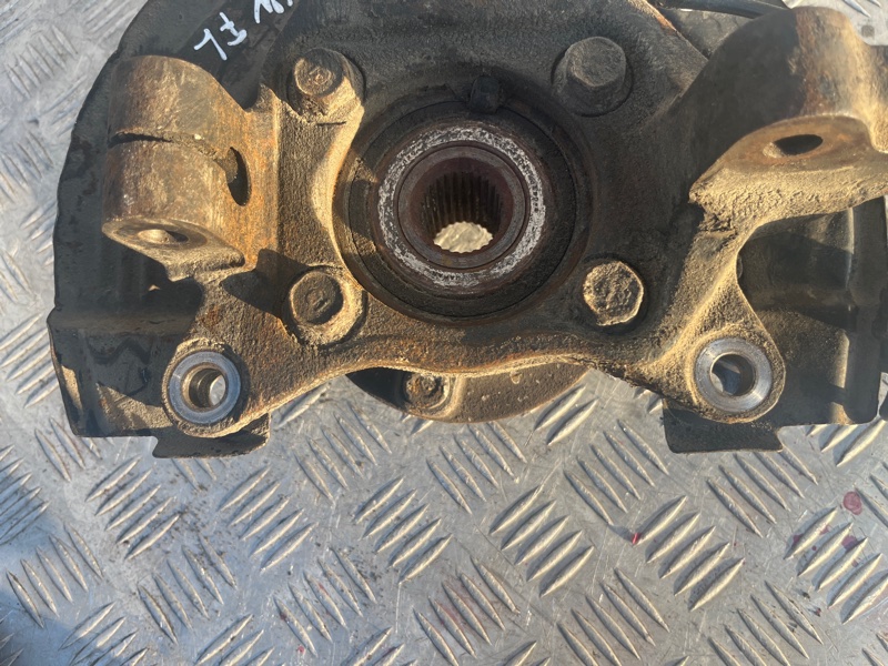 Кулак поворотный, 3000 рублей, Пешки