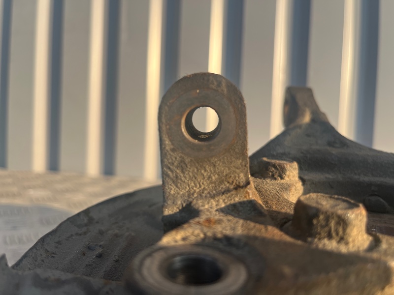 Кулак поворотный, 3000 рублей, Пешки