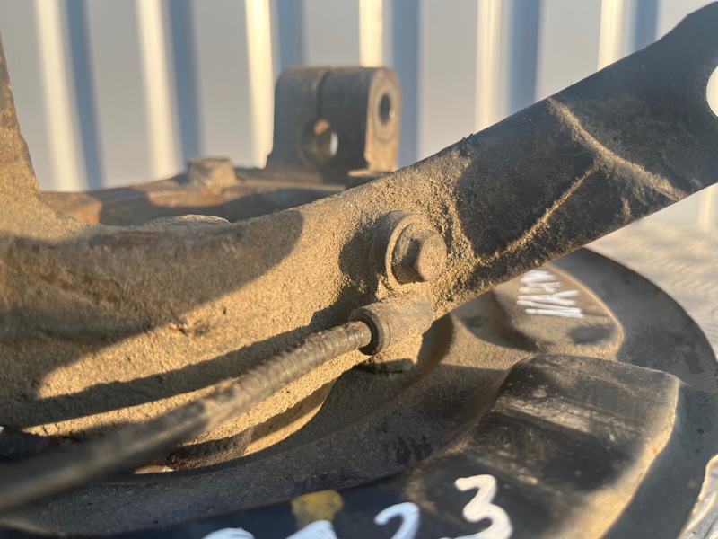 Кулак поворотный, 3000 рублей, Пешки