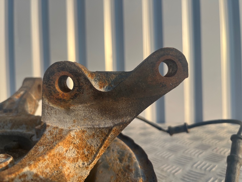 Кулак поворотный, 3000 рублей, Пешки