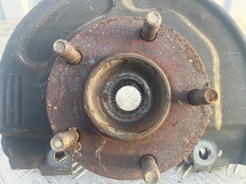 Кулак поворотный, 3000 рублей, Пешки