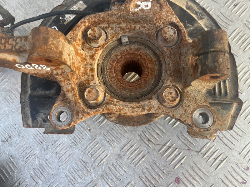 Кулак поворотный, 3000 рублей, Пешки