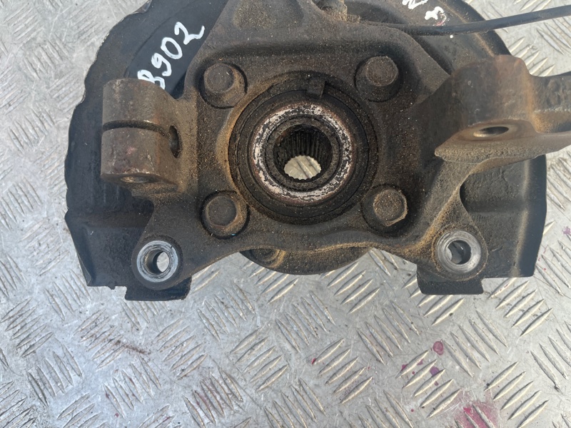 Кулак поворотный, 3000 рублей, Пешки