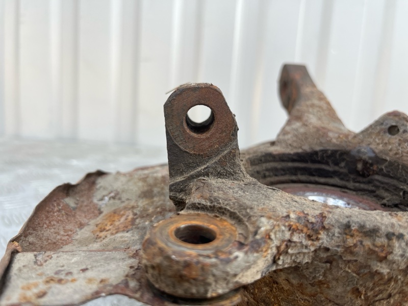 Кулак поворотный, 3000 рублей, Пешки