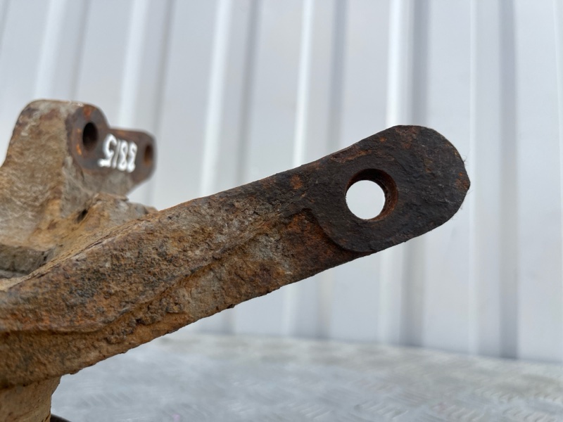 Кулак поворотный, 3000 рублей, Пешки