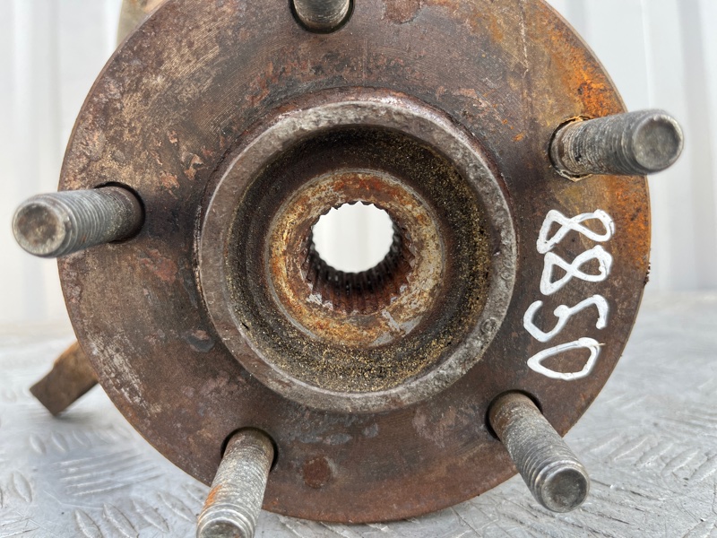 Кулак поворотный, 3000 рублей, Пешки