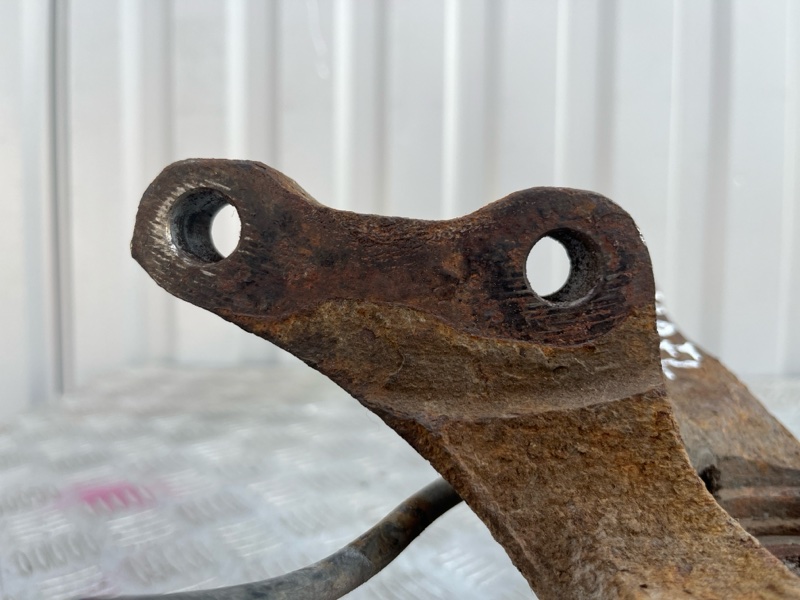 Кулак поворотный, 3000 рублей, Пешки