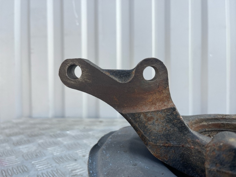 Кулак поворотный, 3000 рублей, Пешки