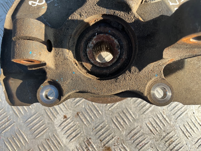 Кулак поворотный, 2500 рублей, Пешки