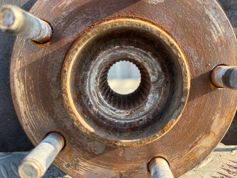 Кулак поворотный, 3000 рублей, Пешки