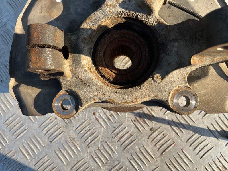 Кулак поворотный, 3000 рублей, Пешки