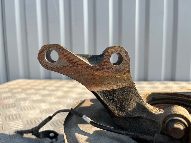 Кулак поворотный, 3000 рублей, Пешки