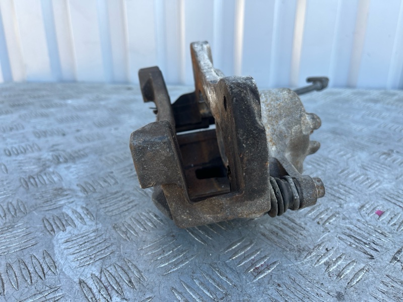 Суппорт тормозной, 1500 рублей, Пешки