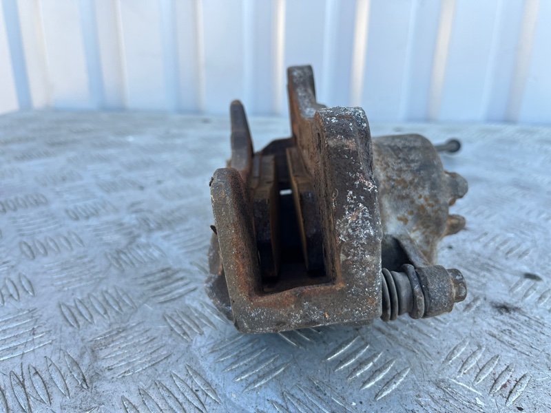 Суппорт тормозной, 1500 рублей, Пешки