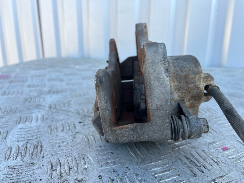 Суппорт тормозной, 1500 рублей, Пешки