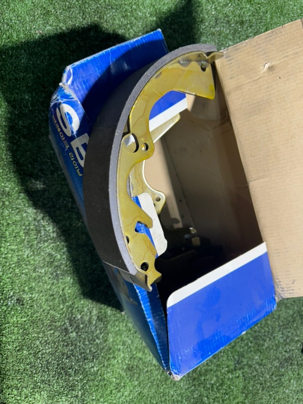 Колодки тормозные, 1500 рублей, Пешки