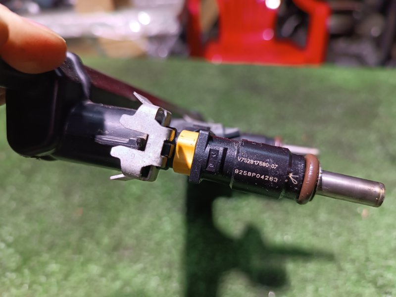 Форсунка топливная, 2000 рублей, Пешки