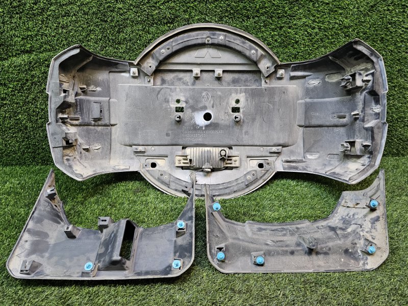 Колпак запасного колеса, 12000 рублей, Пешки