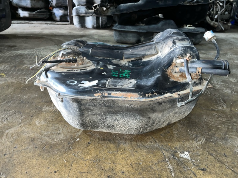 Бак топливный, 15000 рублей, Пешки