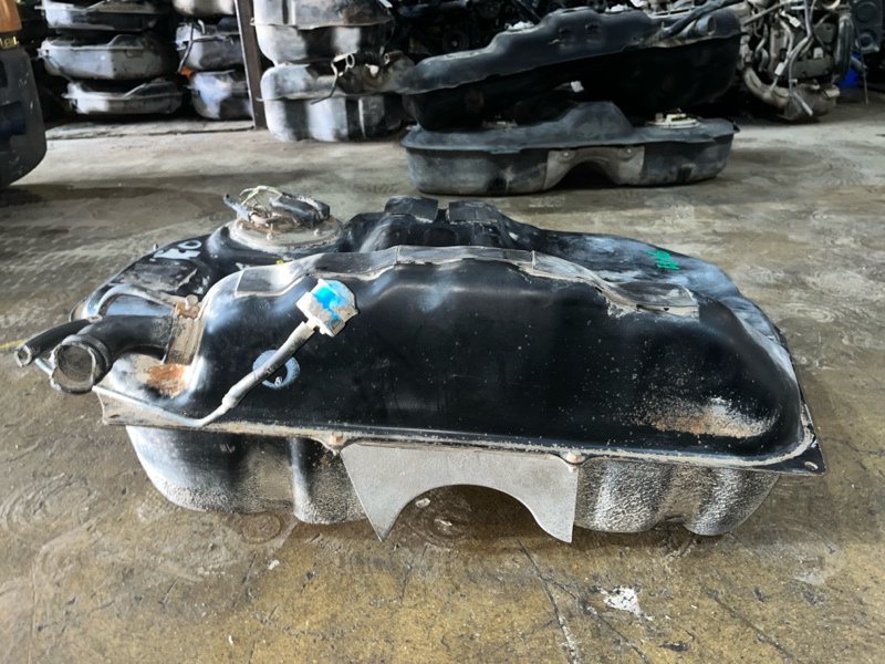 Бак топливный, 15000 рублей, Пешки