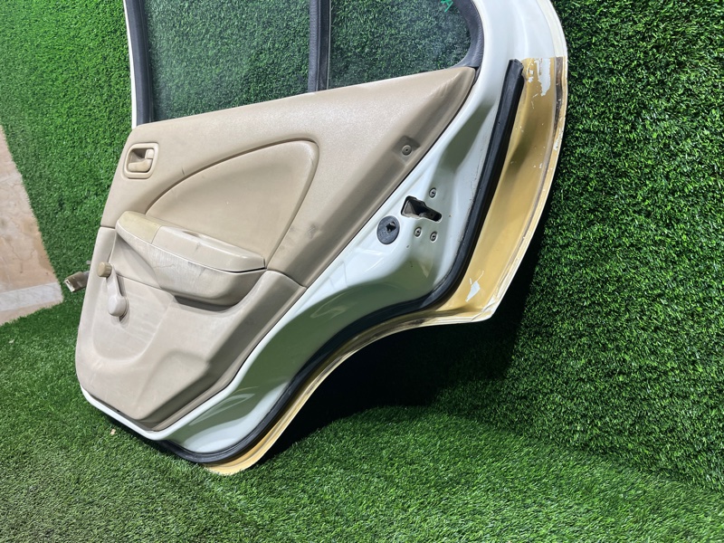 Дверь, 9000 рублей, Пешки