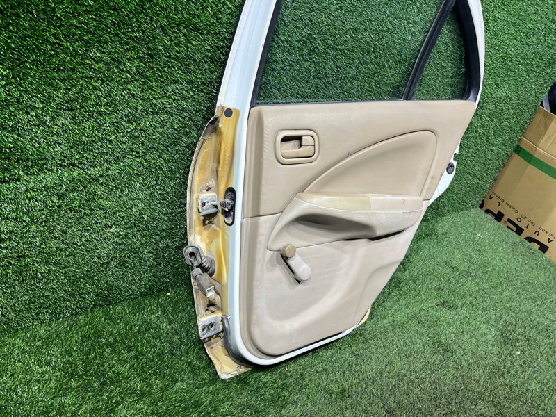 Дверь, 9000 рублей, Пешки