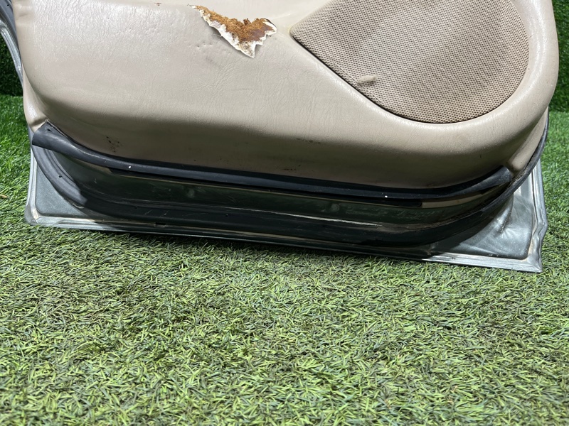 Дверь, 25000 рублей, Пешки