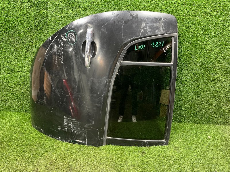 Дверь, 10000 рублей, Пешки