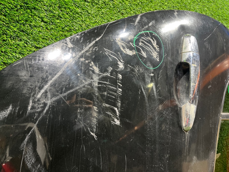 Дверь, 10000 рублей, Пешки