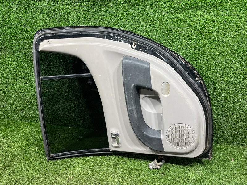 Дверь, 10000 рублей, Пешки