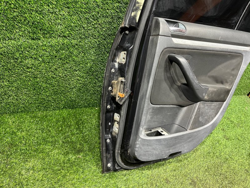 Дверь, 6000 рублей, Пешки