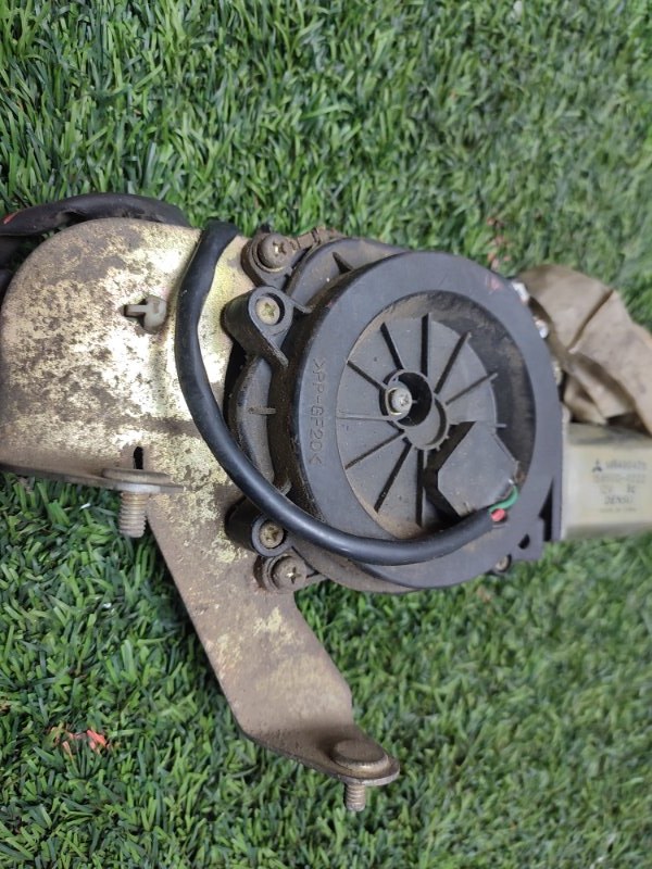 Антенна, 5000 рублей, Пешки