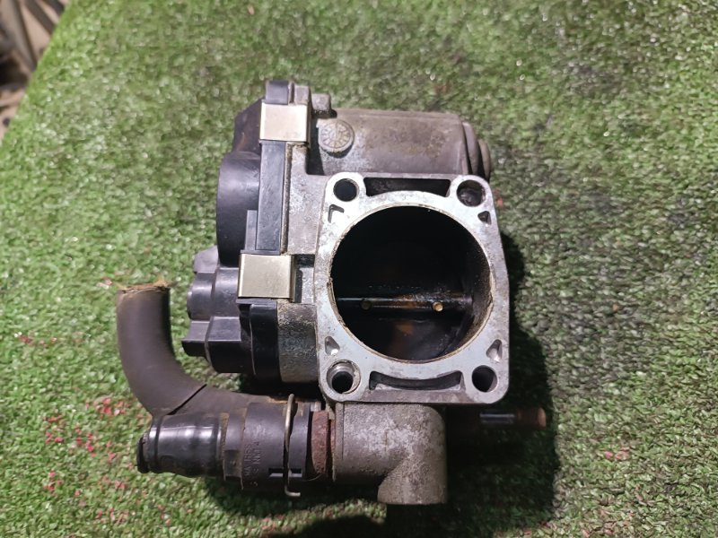 Дроссельная заслонка, 2000 рублей, Пешки