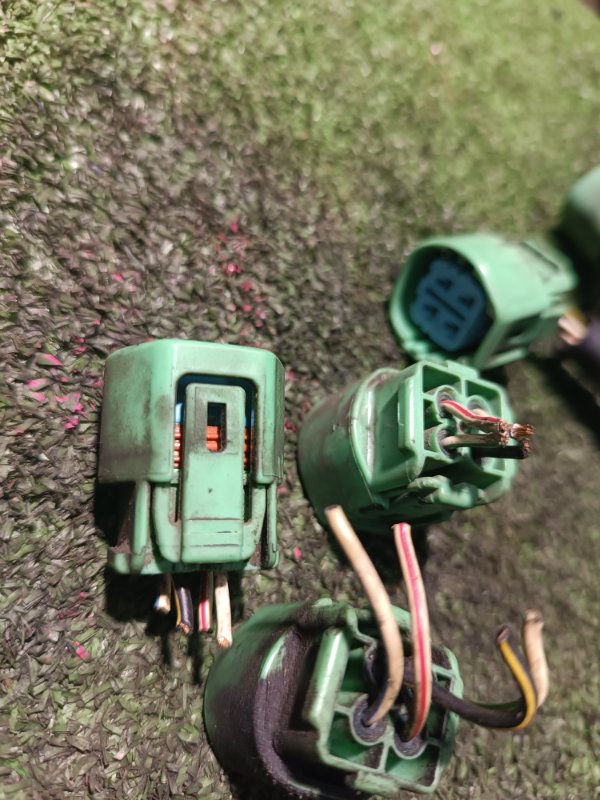 Разъем генератора, 500 рублей, Пешки