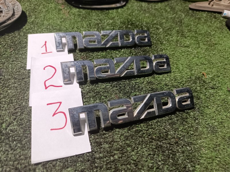 Эмблема, 1000 рублей, Пешки