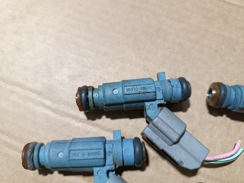 Форсунка топливная, 1000 рублей, Пешки