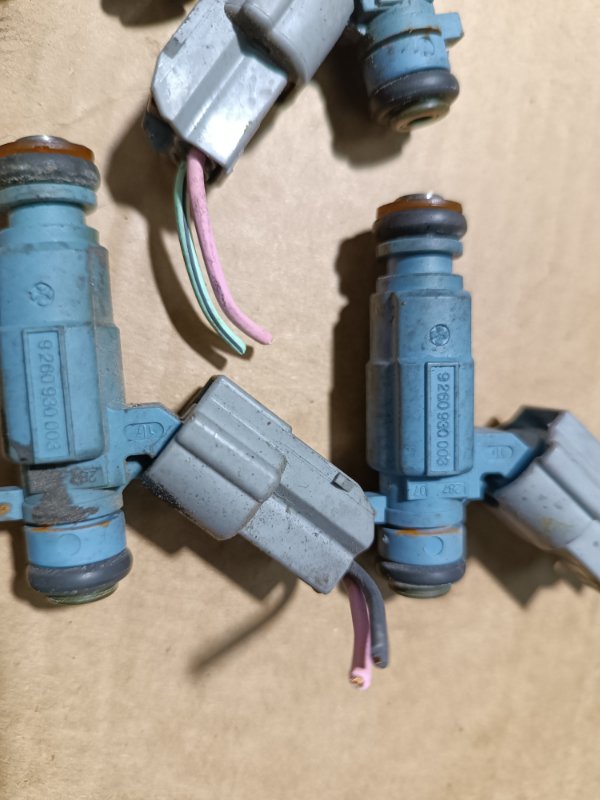 Форсунка топливная, 1000 рублей, Пешки