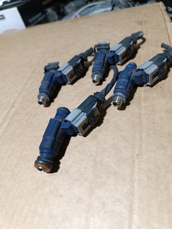 Форсунка топливная, 1000 рублей, Пешки