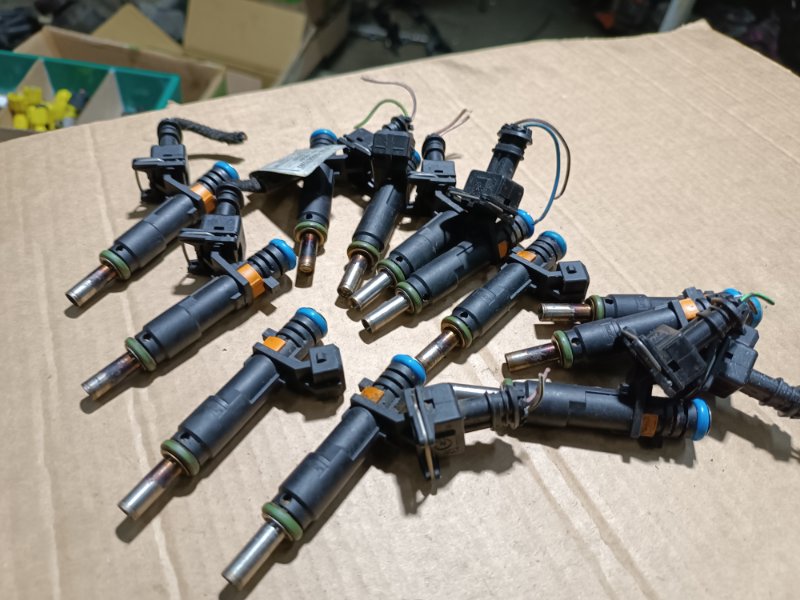 Форсунка топливная, 1000 рублей, Пешки