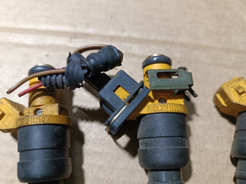 Форсунка топливная, 1000 рублей, Пешки