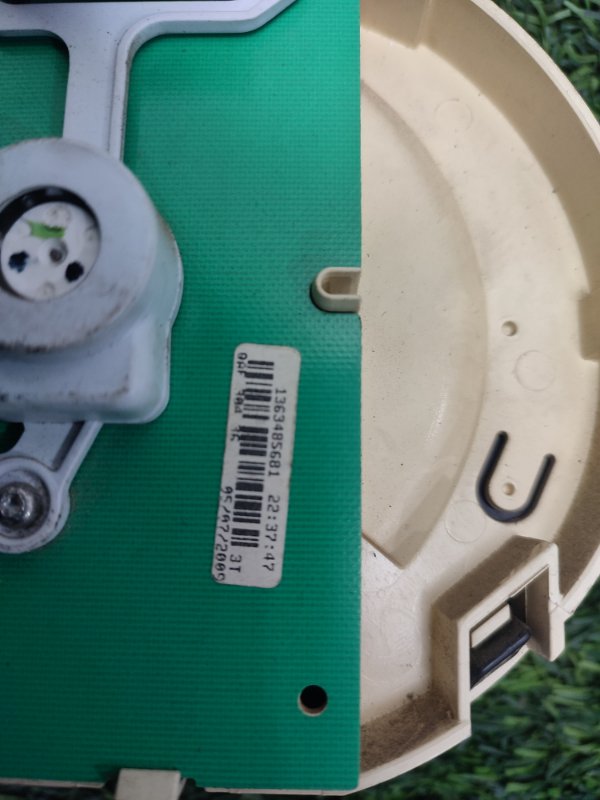 Панель приборов, 2000 рублей, Пешки