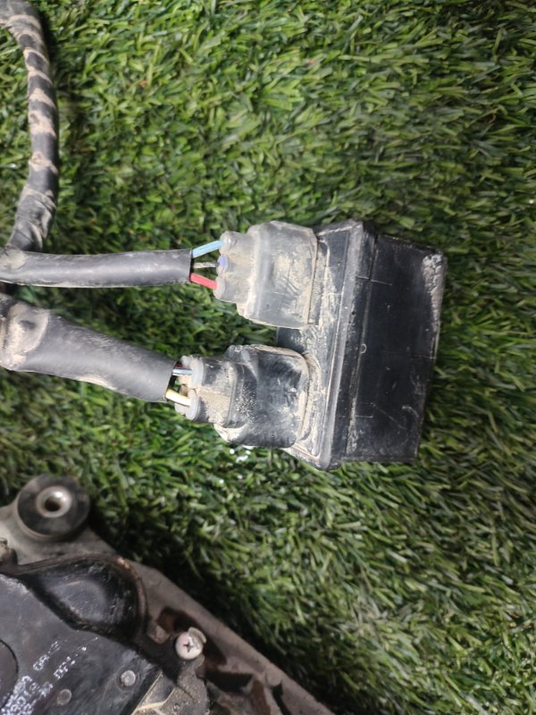 Трапеция дворников, 5000 рублей, Пешки