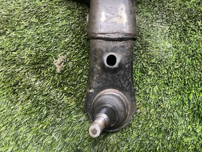 Рычаг нижний, 8000 рублей, Пешки