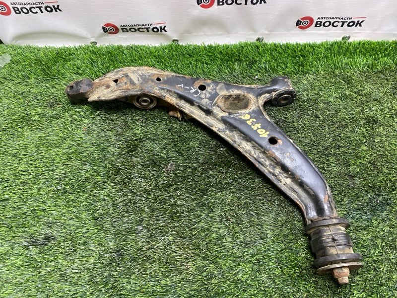 Рычаг нижний, 2000 рублей, Пешки