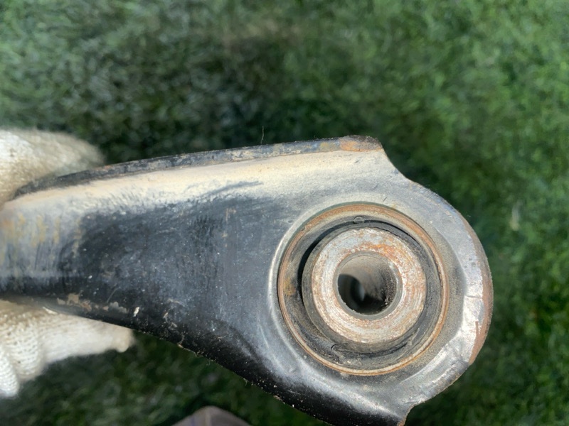 Рычаг верхний, 2000 рублей, Пешки