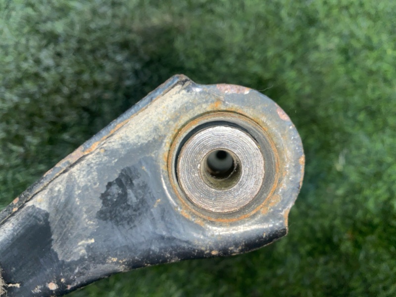 Рычаг верхний, 2000 рублей, Пешки